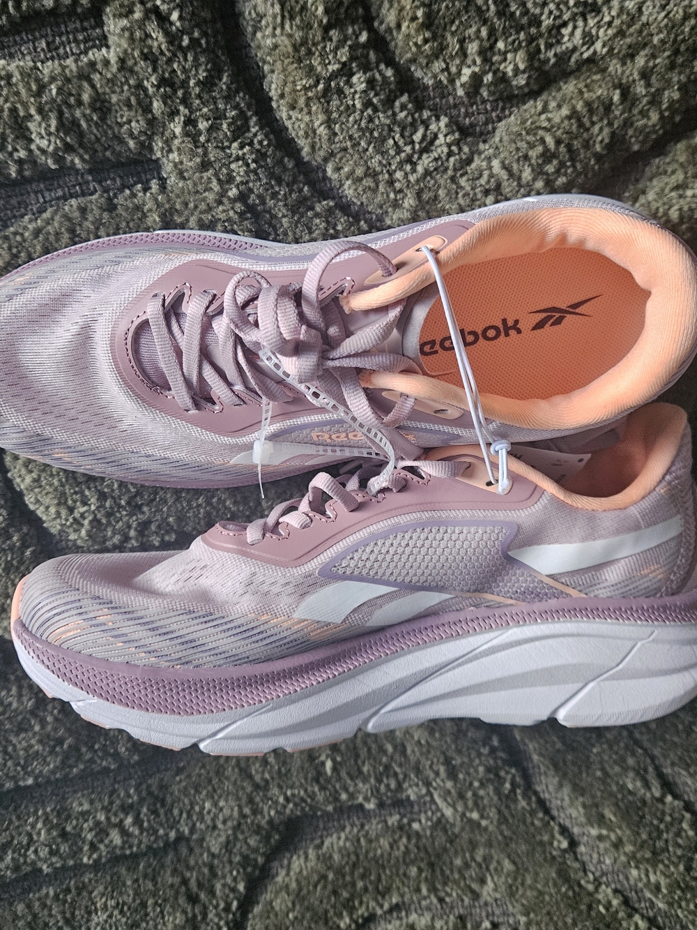 Reebok Women’s Running Shoes Size 10 Mauve Peach Gray Athletic Sneakers New